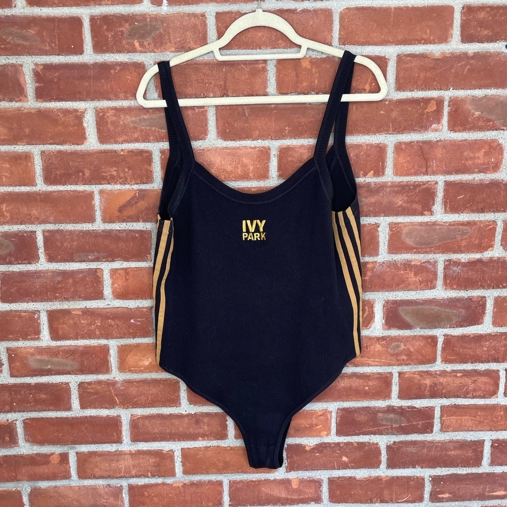 Seller photo, Poshmark